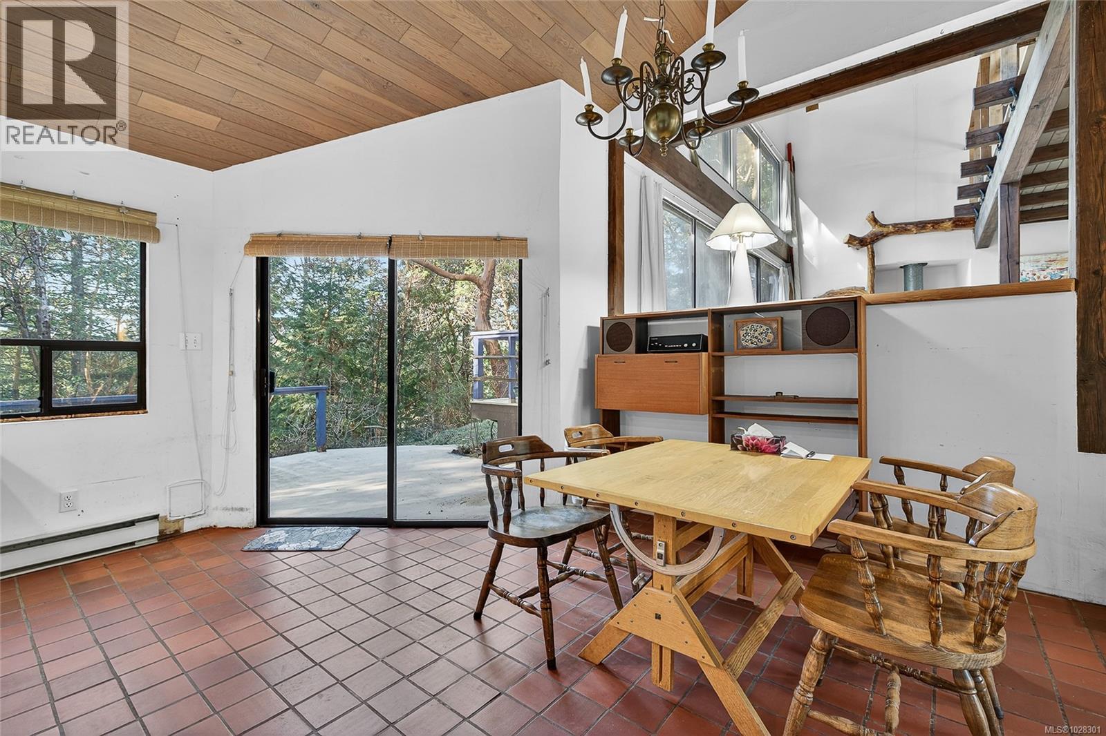 160 Sky Valley Rd, Salt Spring, British Columbia  V8K 2C7 - Photo 12 - 1028301