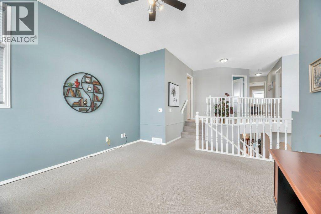 144 Springmere Close, Chestermere, Alberta  T1X 1J9 - Photo 23 - A2293499