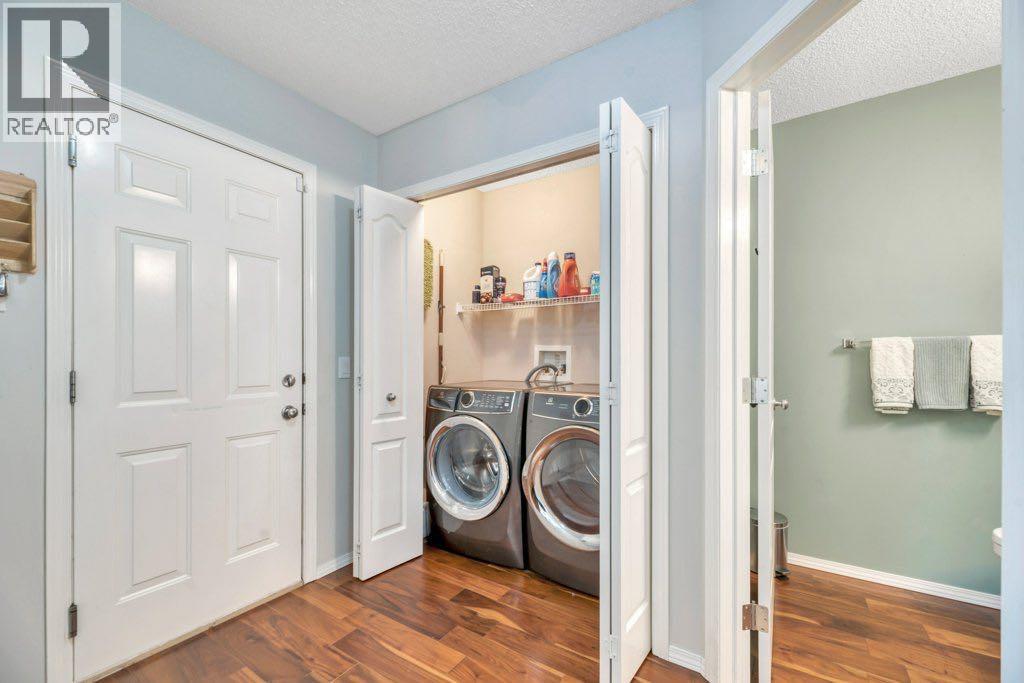 144 Springmere Close, Chestermere, Alberta  T1X 1J9 - Photo 19 - A2293499