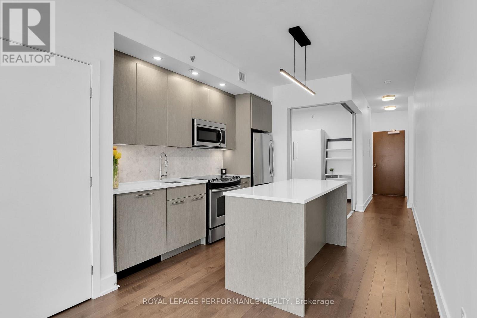 413 - 88 Richmond Road, Ottawa, Ontario  K1Z 0B1 - Photo 4 - X12901394