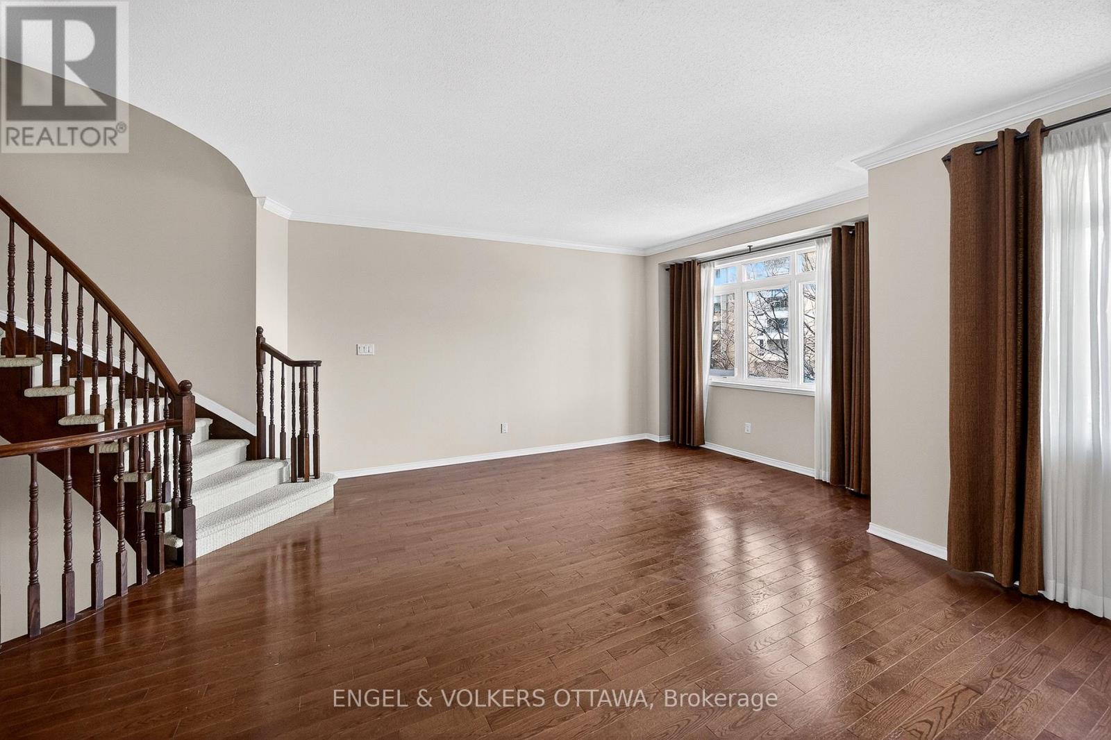 180 Lanark Avenue, Ottawa, Ontario  K1Z 1E5 - Photo 15 - X12901420