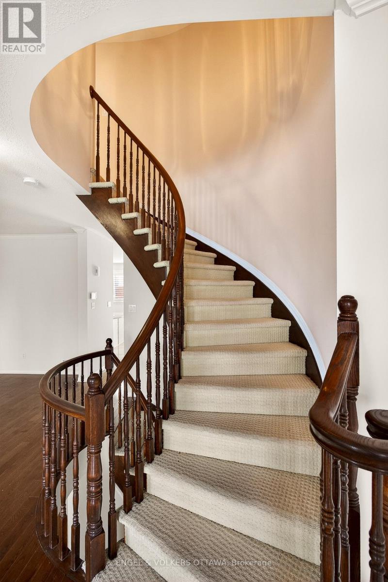 180 Lanark Avenue, Ottawa, Ontario  K1Z 1E5 - Photo 26 - X12901420