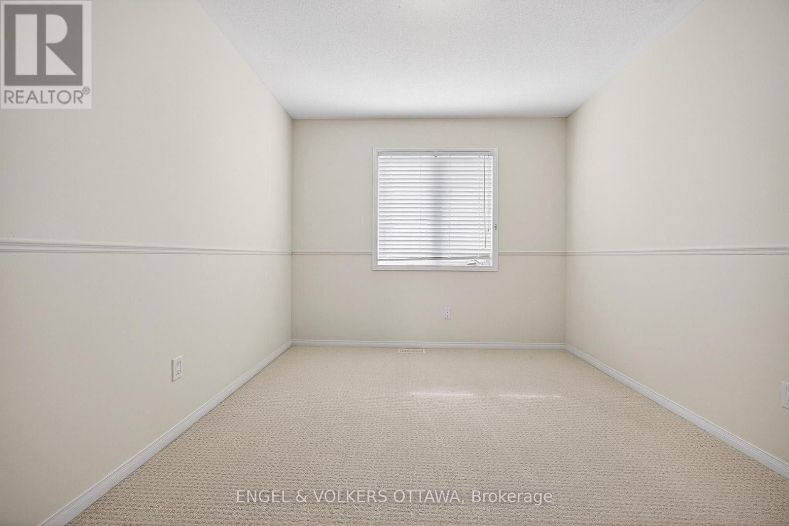 180 Lanark Avenue, Ottawa, Ontario  K1Z 1E5 - Photo 32 - X12901420