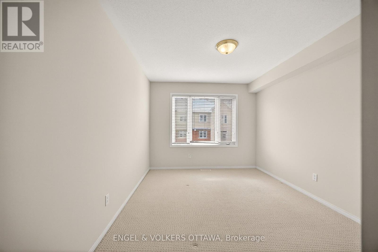 180 Lanark Avenue, Ottawa, Ontario  K1Z 1E5 - Photo 35 - X12901420