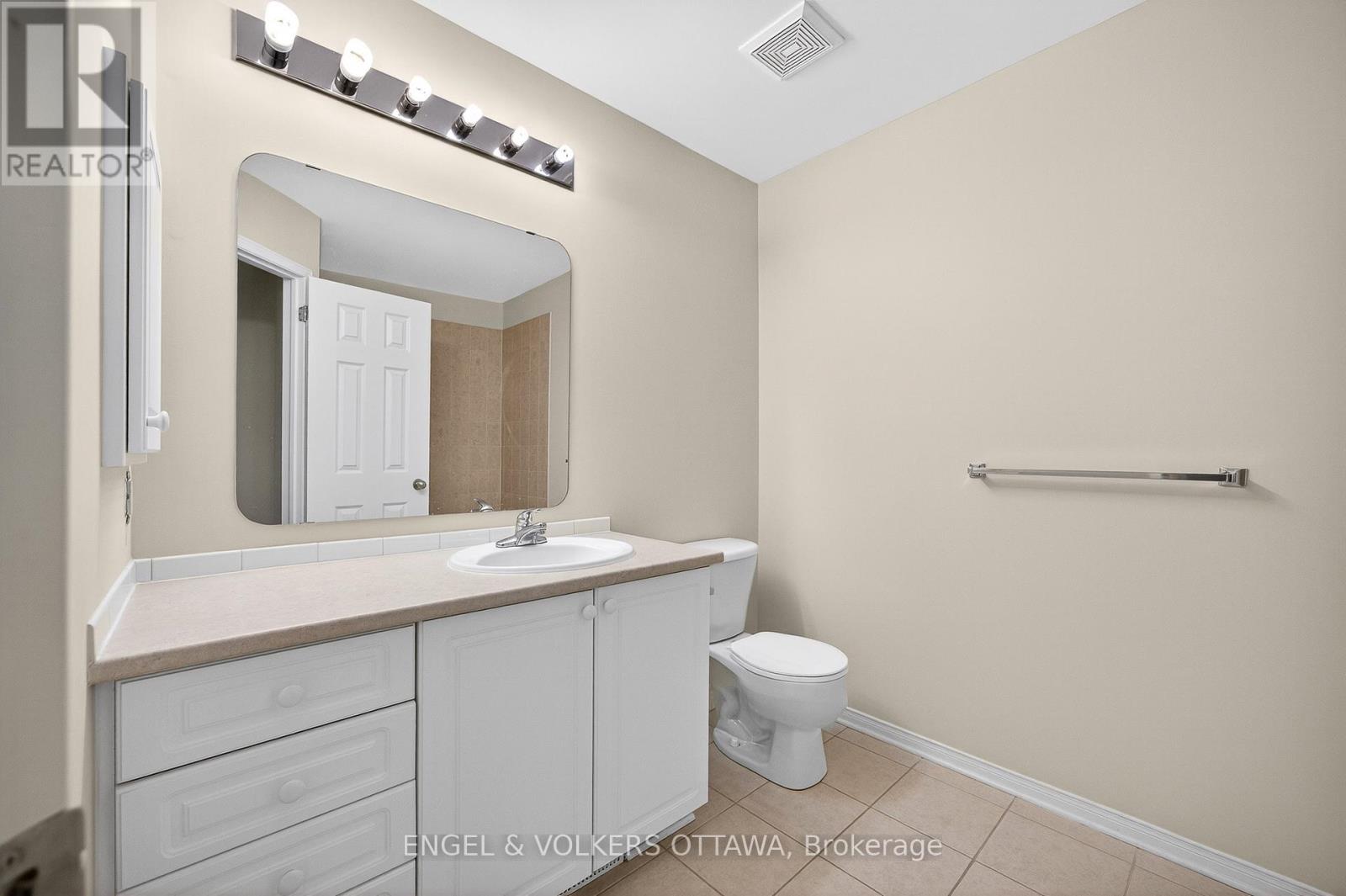 180 Lanark Avenue, Ottawa, Ontario  K1Z 1E5 - Photo 39 - X12901420