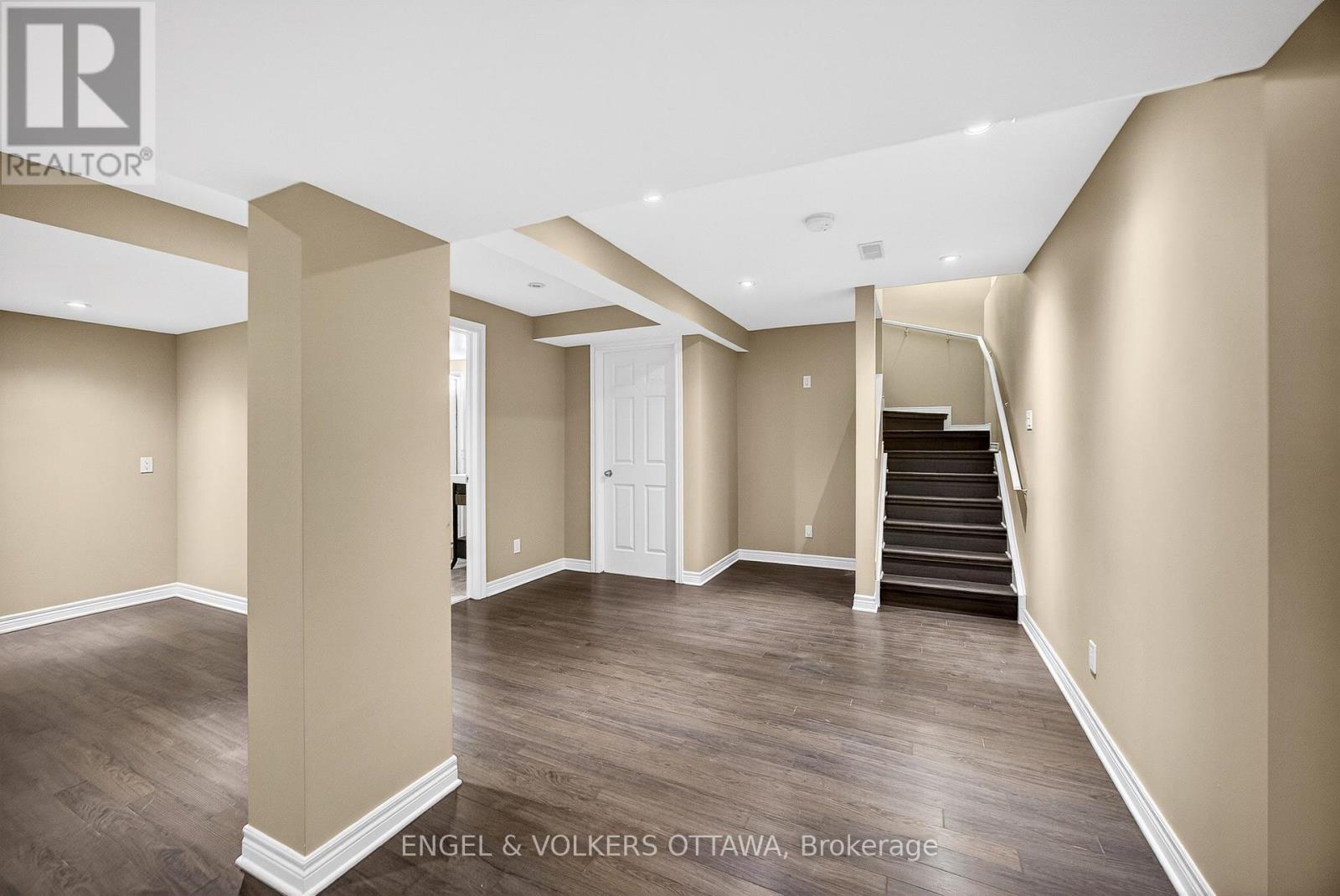 180 Lanark Avenue, Ottawa, Ontario  K1Z 1E5 - Photo 43 - X12901420