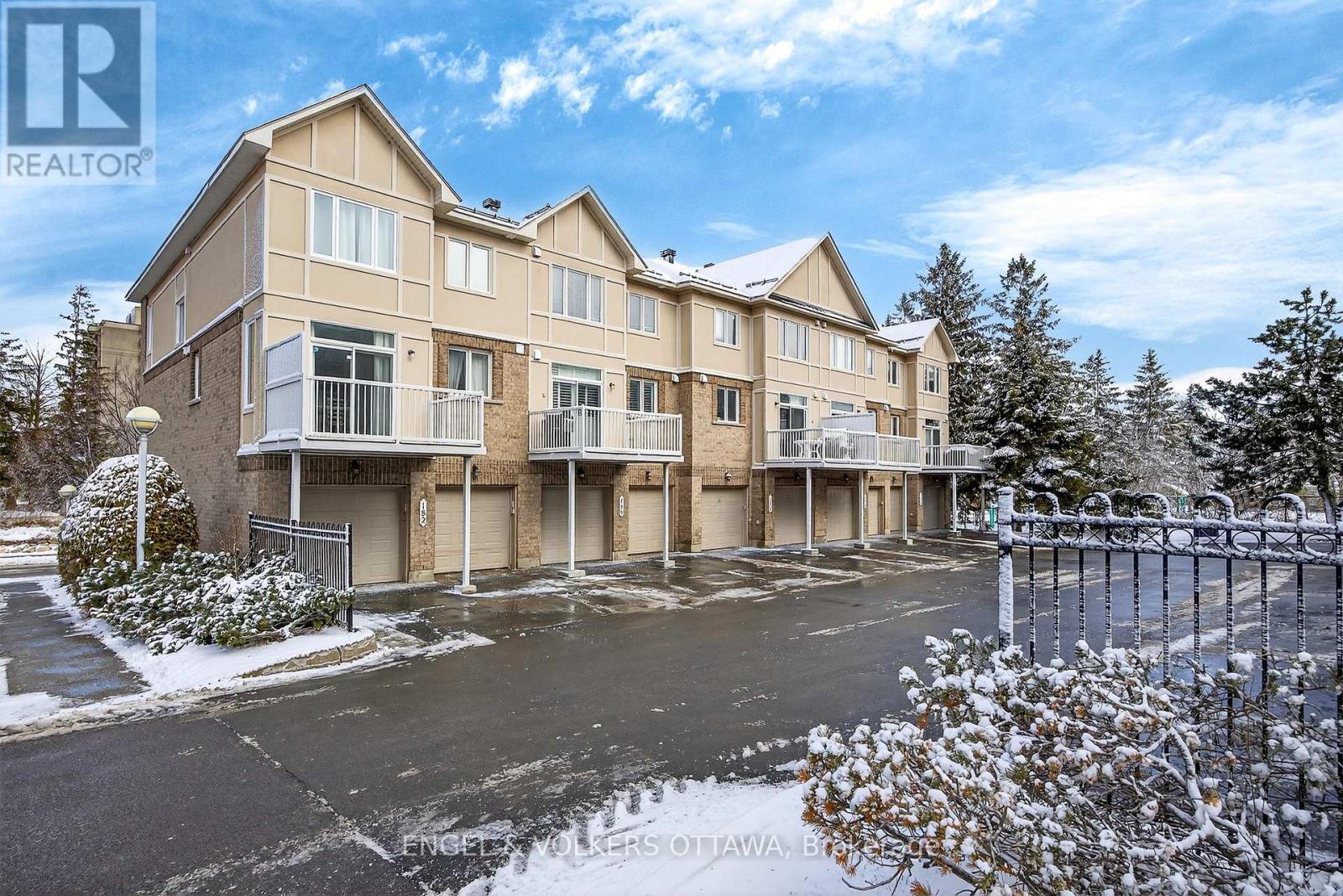 180 Lanark Avenue, Ottawa, Ontario  K1Z 1E5 - Photo 5 - X12901420