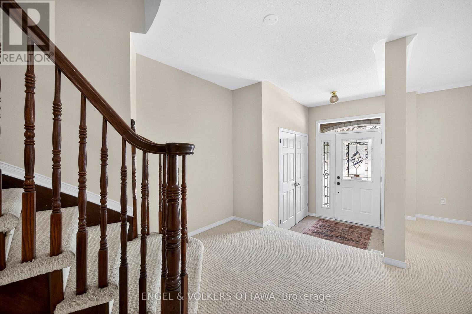 180 Lanark Avenue, Ottawa, Ontario  K1Z 1E5 - Photo 8 - X12901420