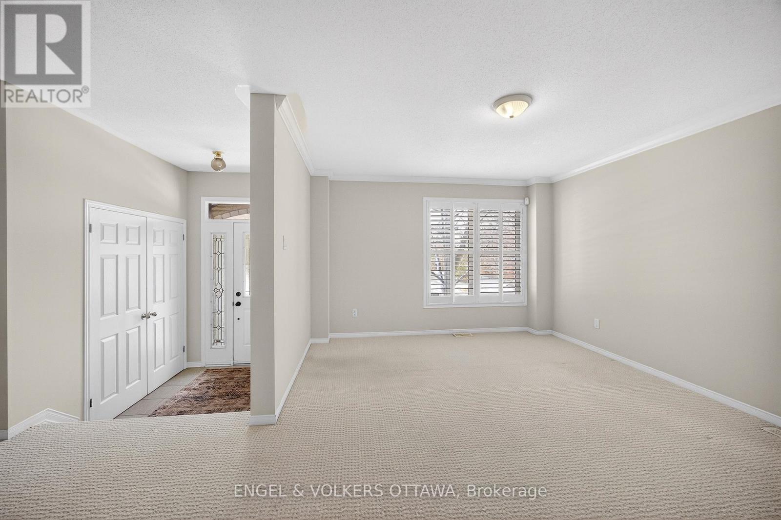 180 Lanark Avenue, Ottawa, Ontario  K1Z 1E5 - Photo 9 - X12901420