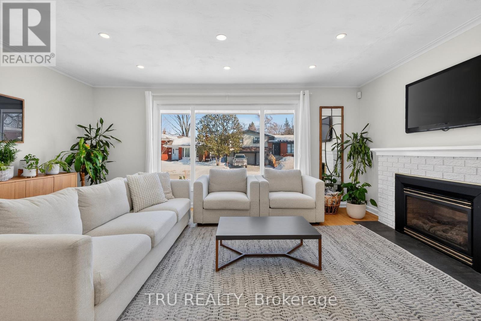 A - 2443 Sudbury Avenue, Ottawa, Ontario  K2C 1L6 - Photo 11 - X12901454