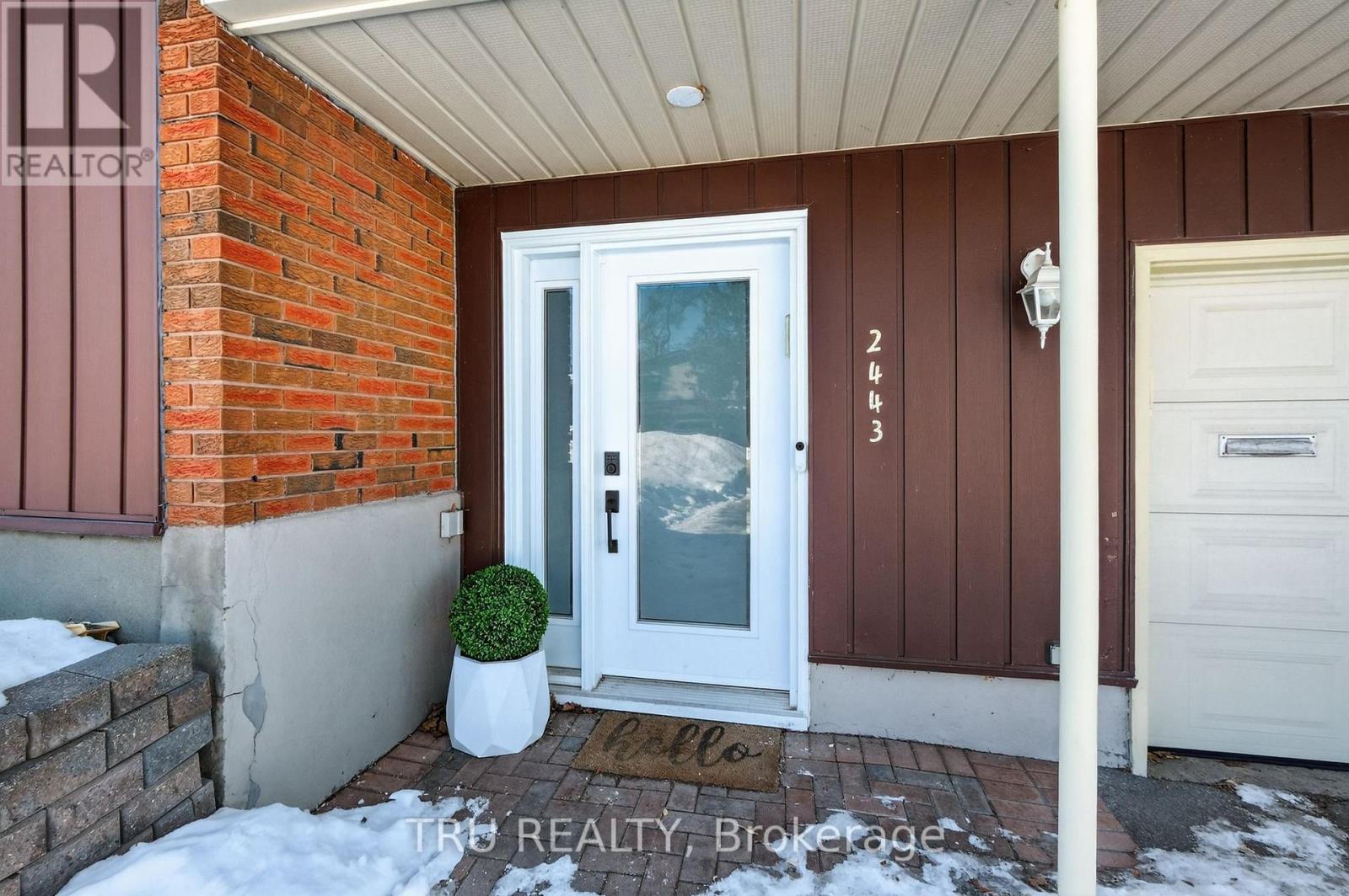 A - 2443 Sudbury Avenue, Ottawa, Ontario  K2C 1L6 - Photo 2 - X12901454