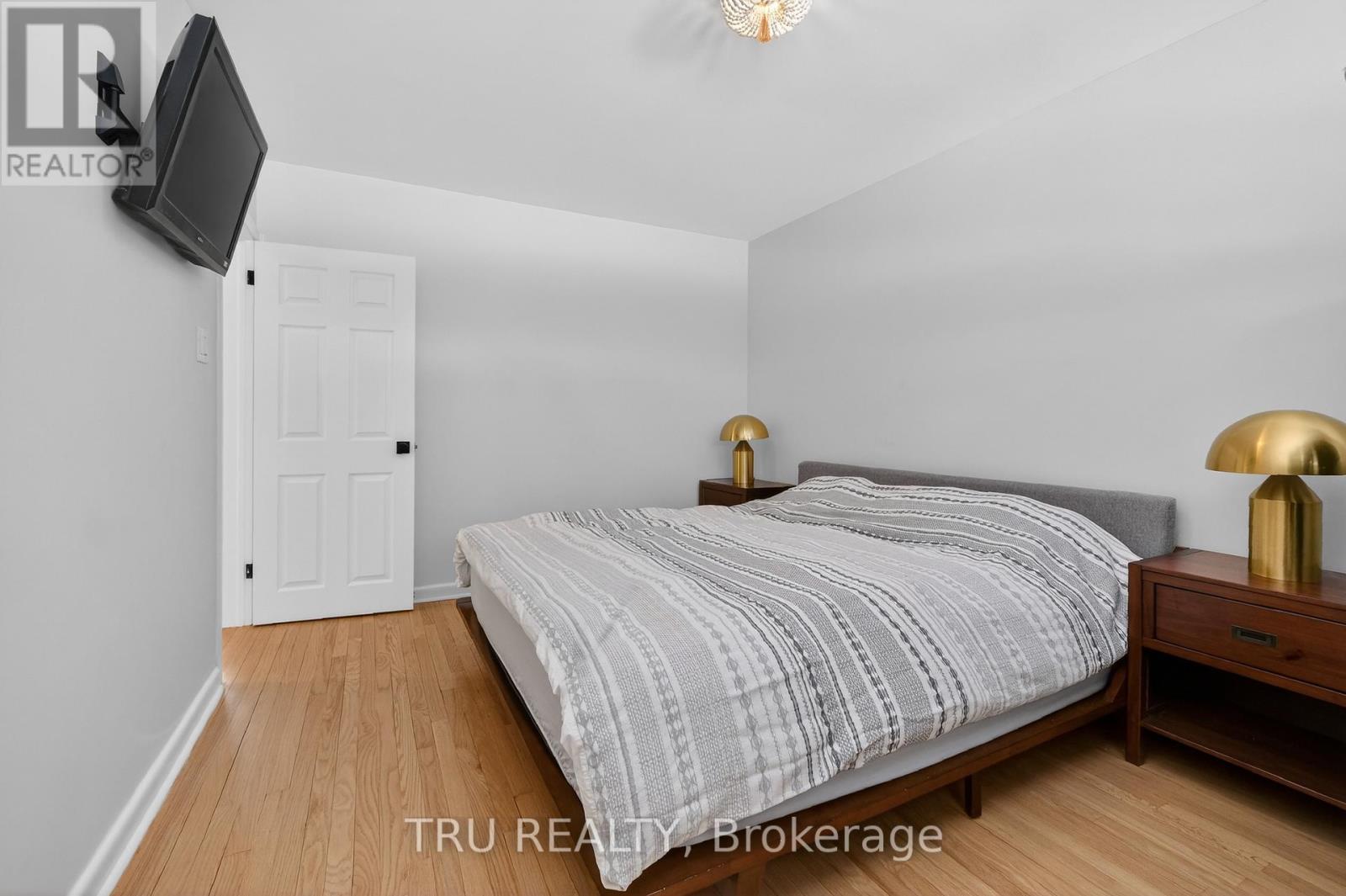 A - 2443 Sudbury Avenue, Ottawa, Ontario  K2C 1L6 - Photo 21 - X12901454