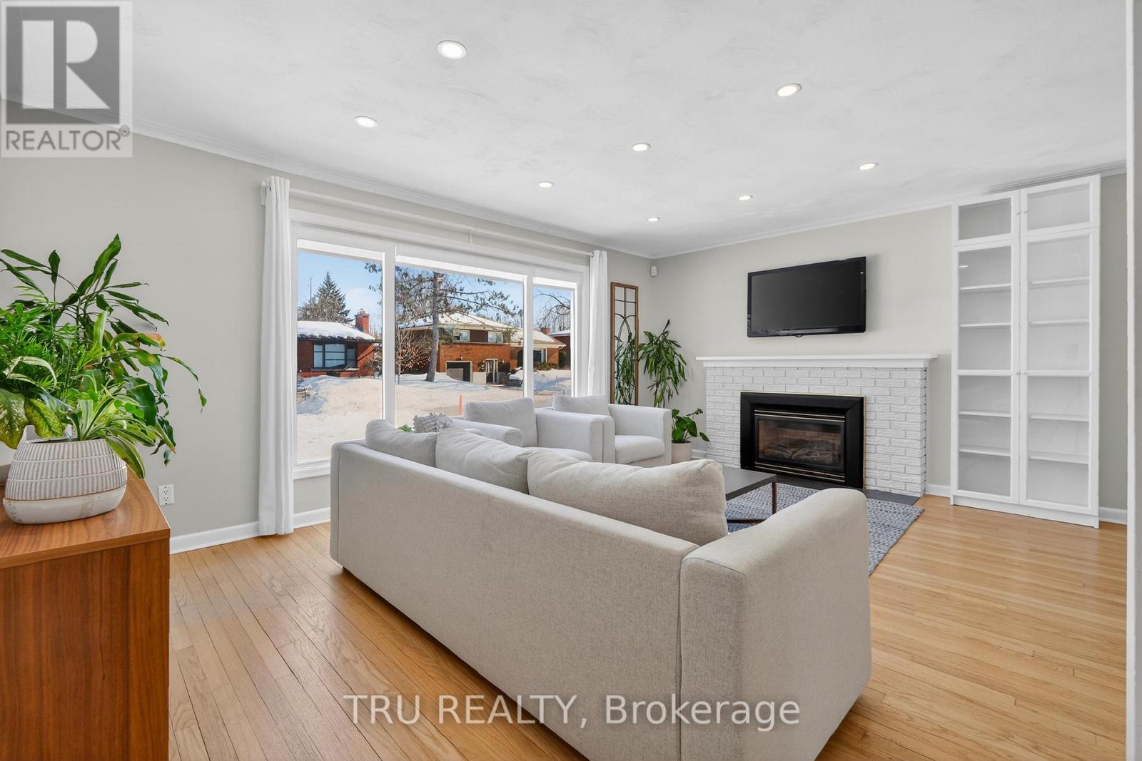 A - 2443 Sudbury Avenue, Ottawa, Ontario  K2C 1L6 - Photo 7 - X12901454