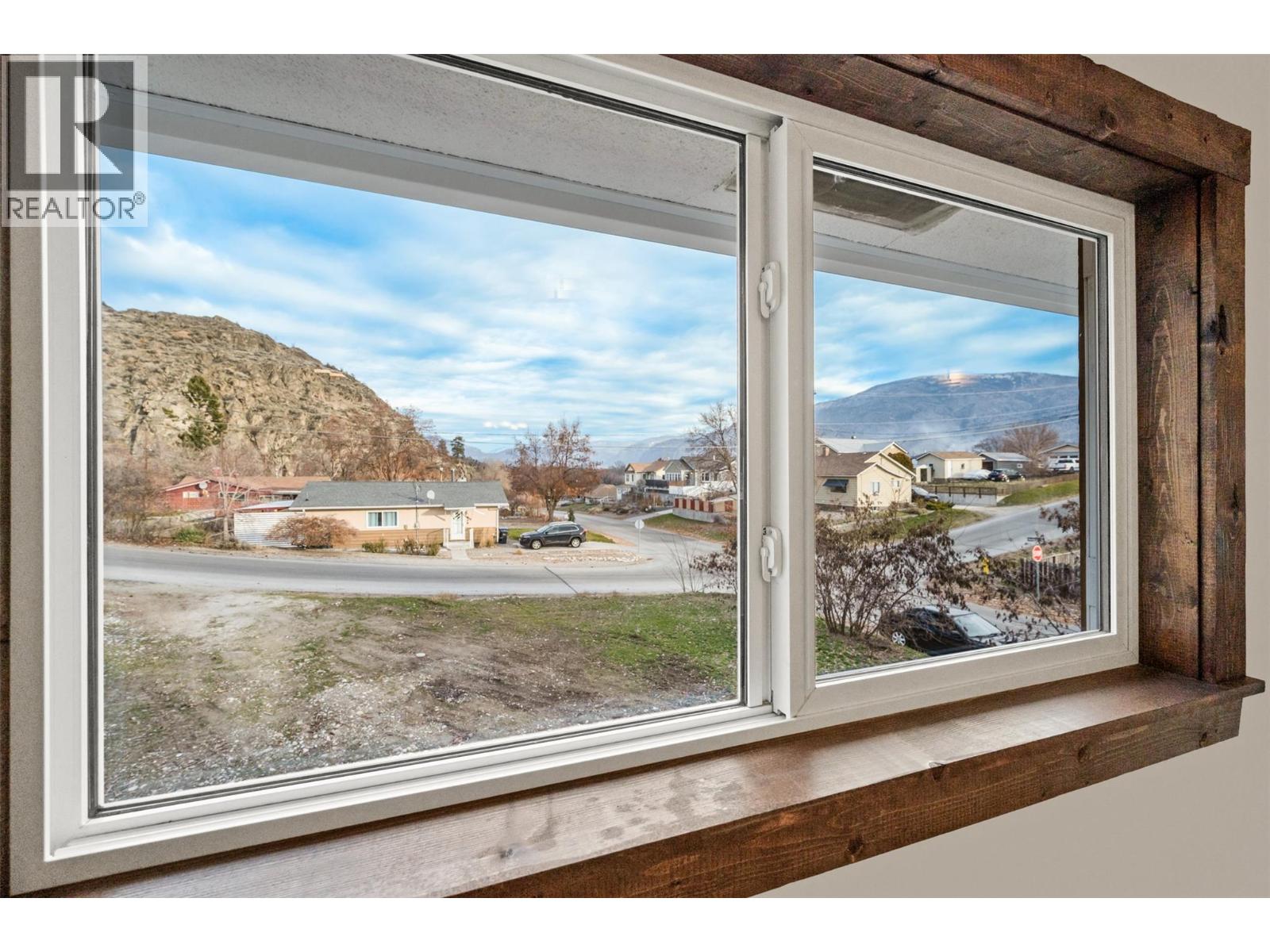 6470 Hollow Street, Oliver, British Columbia  V0H 1T0 - Photo 19 - 10374175