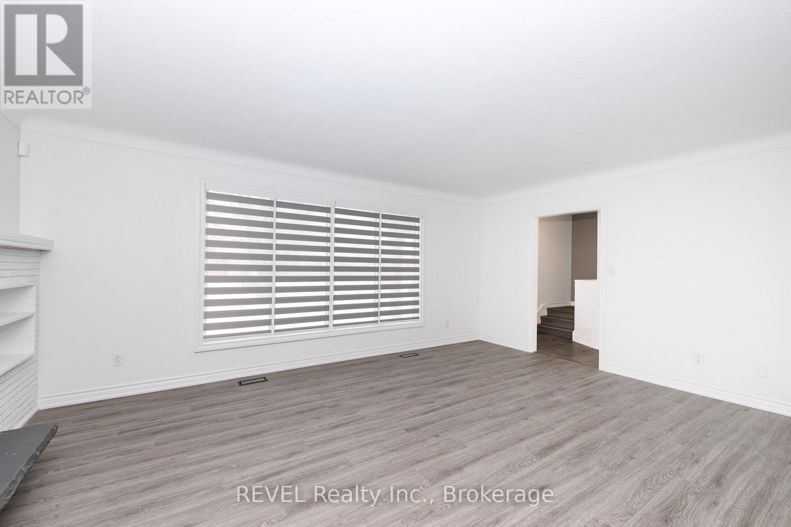 19 Claremount Circle N, Welland, Ontario  L3C 2P4 - Photo 10 - X12901304