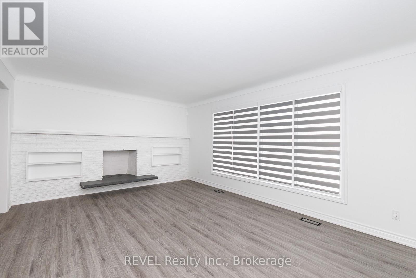 19 Claremount Circle N, Welland, Ontario  L3C 2P4 - Photo 7 - X12901304