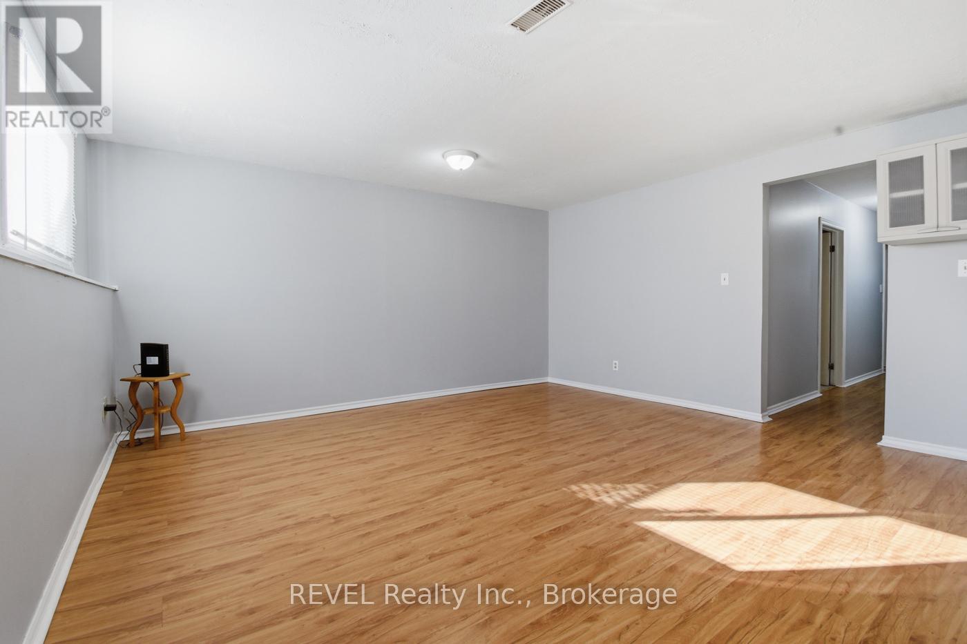 113 Commercial Street, Welland, Ontario  L3B 5Z1 - Photo 21 - X12901416