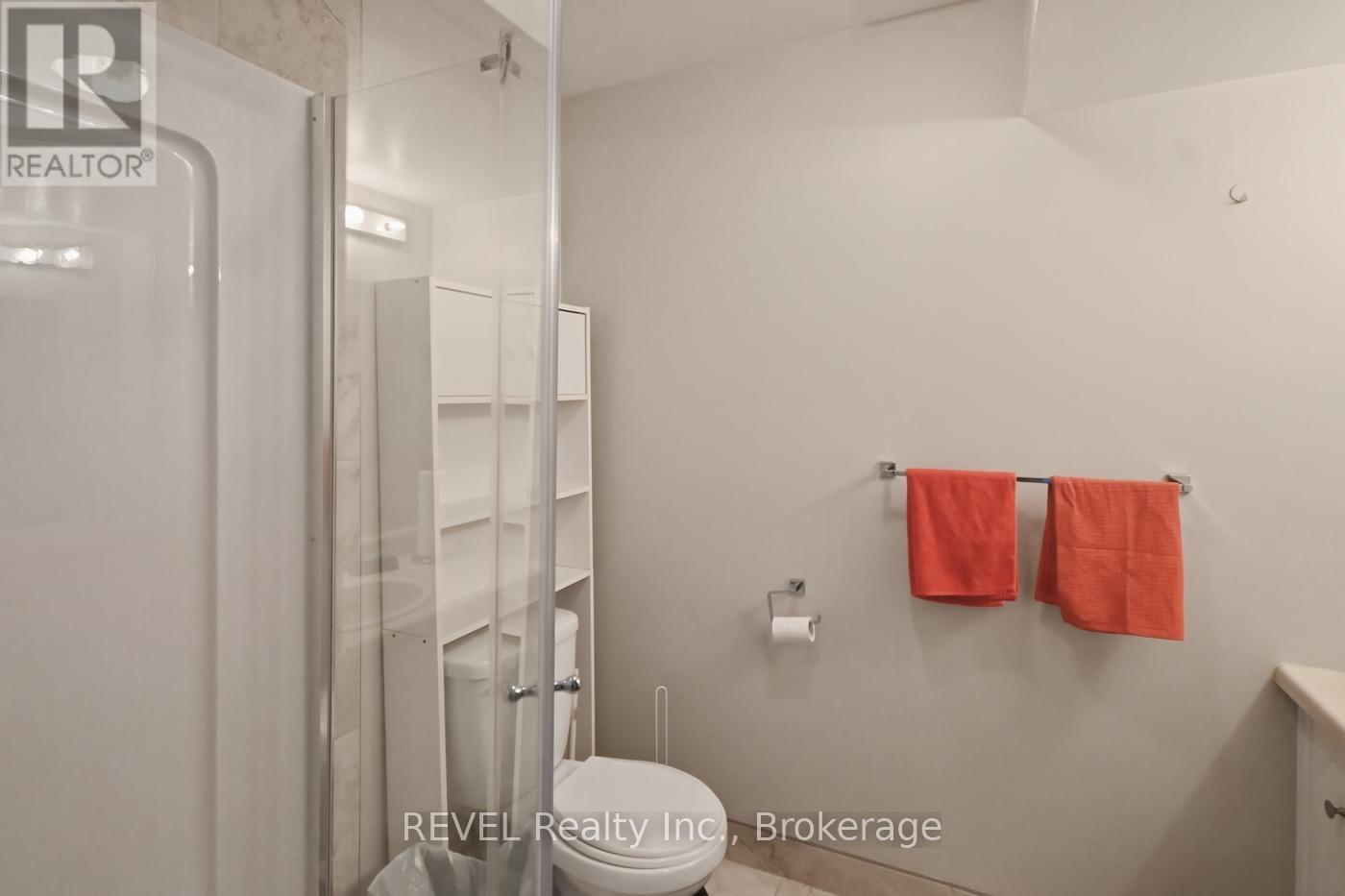 113 Commercial Street, Welland, Ontario  L3B 5Z1 - Photo 33 - X12901416