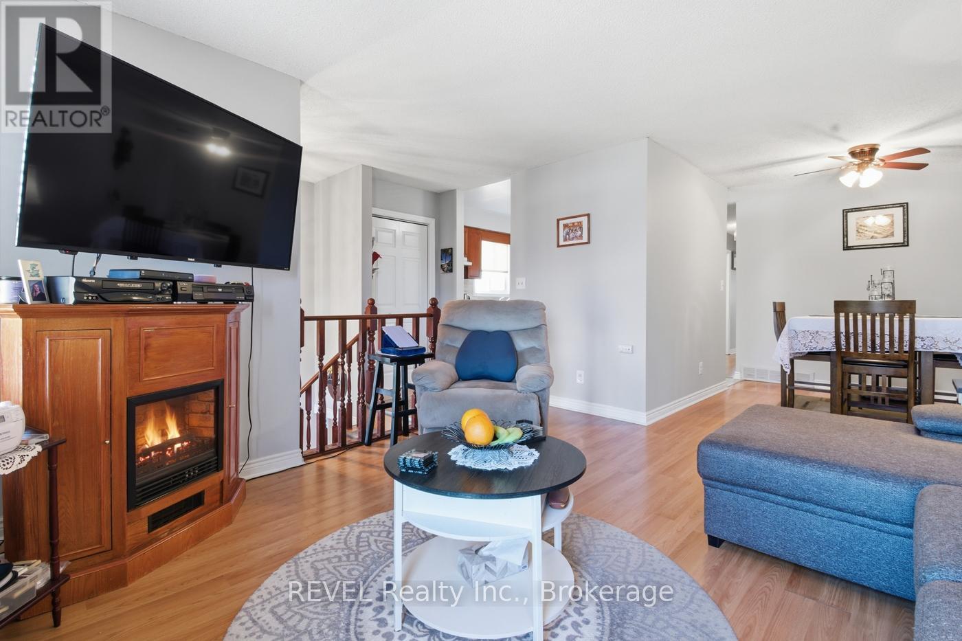 113 Commercial Street, Welland, Ontario  L3B 5Z1 - Photo 6 - X12901416