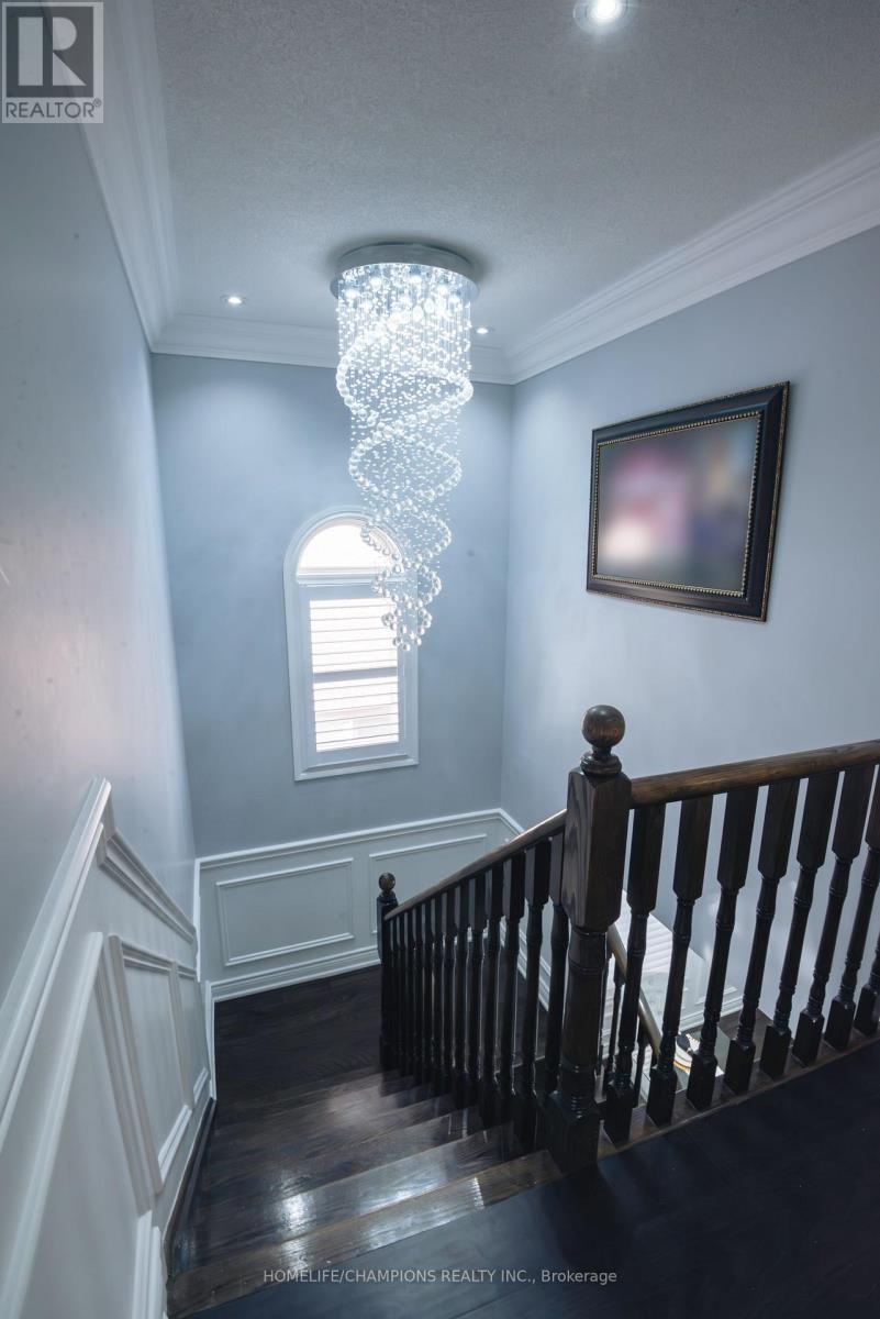 105 Braith Crescent, Whitchurch-Stouffville, Ontario  L4A 0B9 - Photo 30 - N12901372