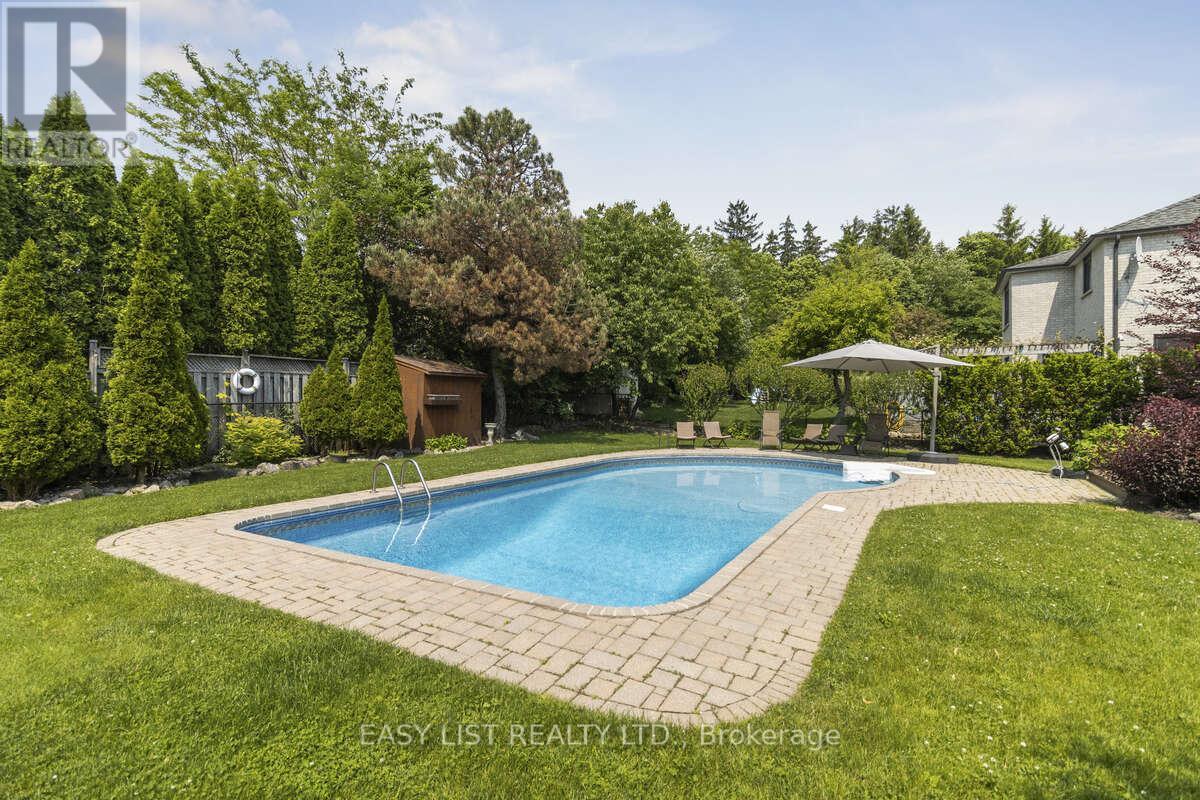 31 Bloomfield Trail, Richmond Hill, Ontario  L4E 2J8 - Photo 45 - N12901408