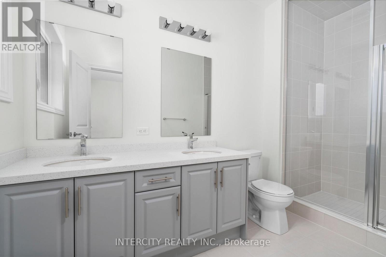 76 Tipp Drive, Richmond Hill, Ontario  L4E 1J3 - Photo 17 - N12901480