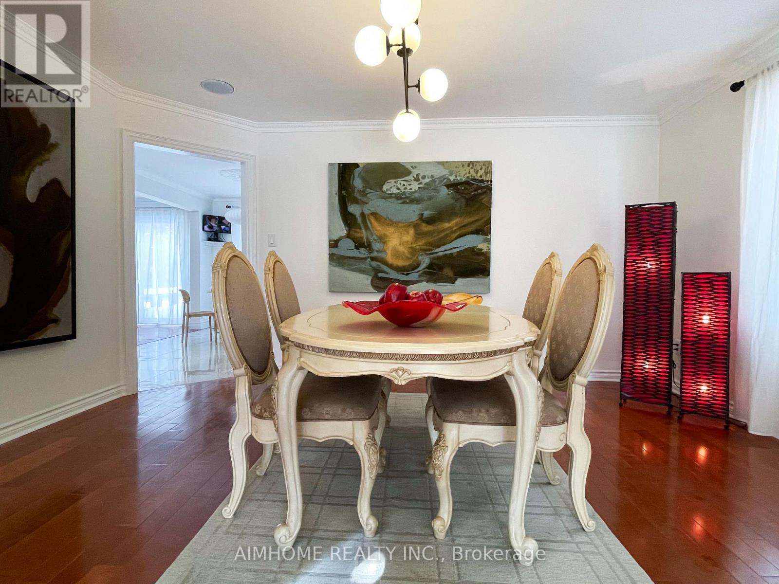 8 Cygnus Drive, Richmond Hill, Ontario  L4C 8P2 - Photo 11 - N12901484