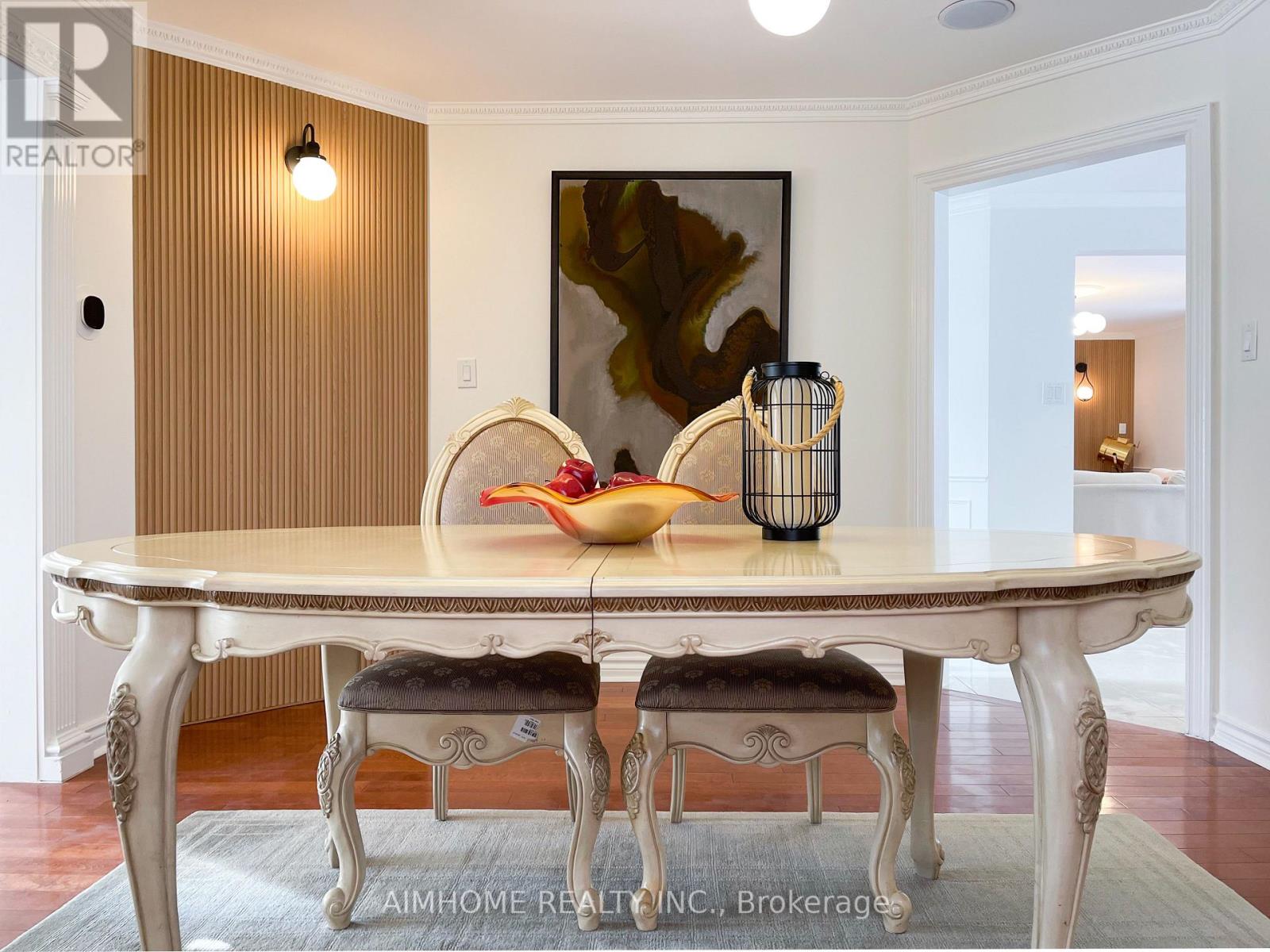 8 Cygnus Drive, Richmond Hill, Ontario  L4C 8P2 - Photo 12 - N12901484