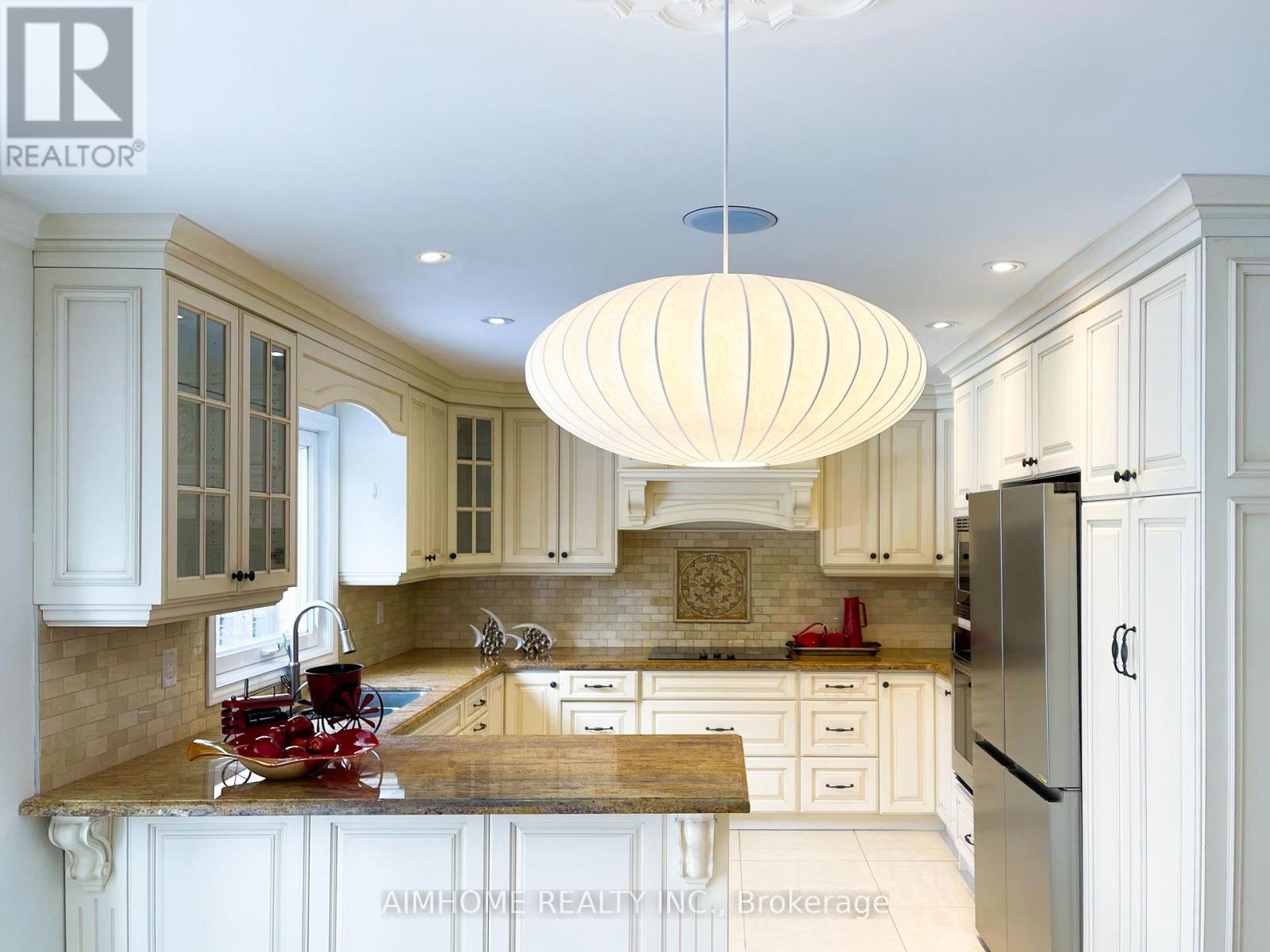 8 Cygnus Drive, Richmond Hill, Ontario  L4C 8P2 - Photo 16 - N12901484