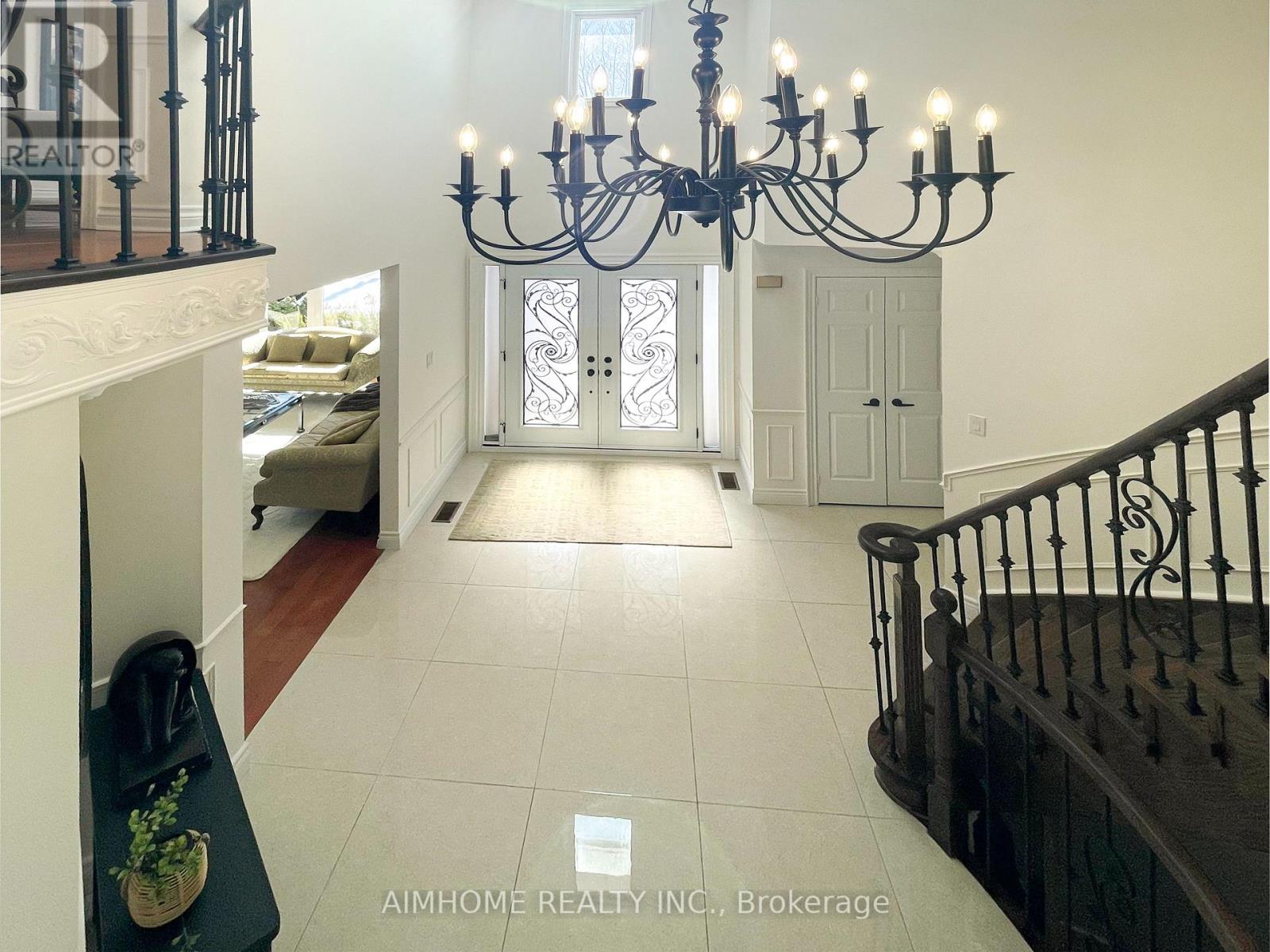 8 Cygnus Drive, Richmond Hill, Ontario  L4C 8P2 - Photo 26 - N12901484