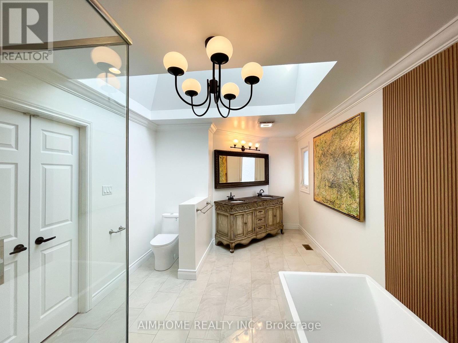 8 Cygnus Drive, Richmond Hill, Ontario  L4C 8P2 - Photo 32 - N12901484