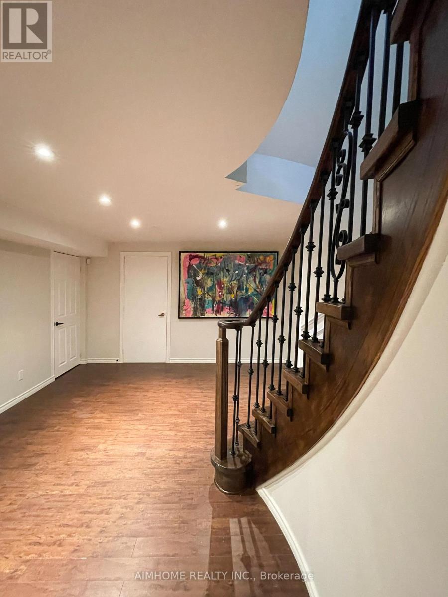 8 Cygnus Drive, Richmond Hill, Ontario  L4C 8P2 - Photo 42 - N12901484