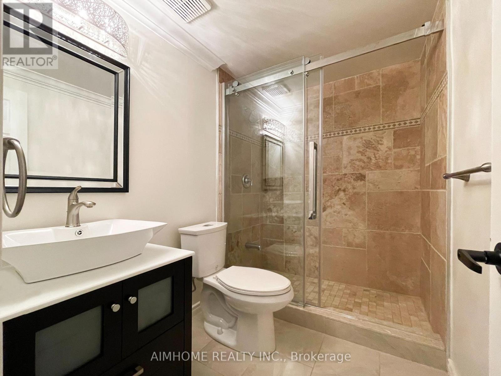 8 Cygnus Drive, Richmond Hill, Ontario  L4C 8P2 - Photo 46 - N12901484