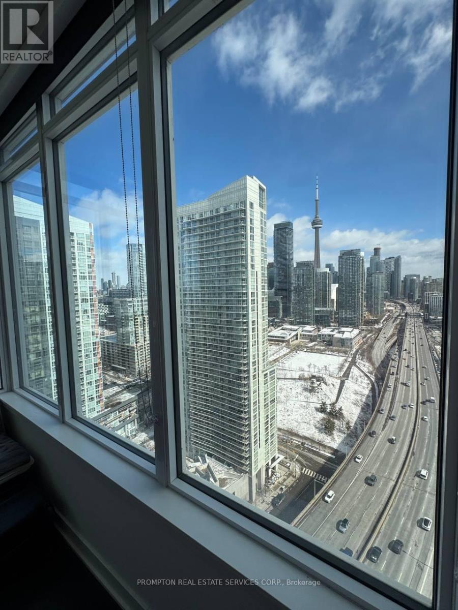 3510 - 17 Bathurst Street, Toronto, Ontario  M5V 0N1 - Photo 2 - C12901442