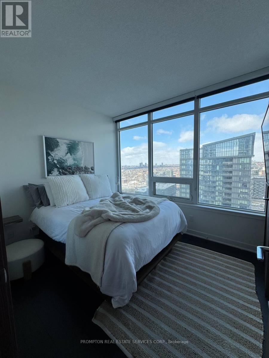 3510 - 17 Bathurst Street, Toronto, Ontario  M5V 0N1 - Photo 4 - C12901442