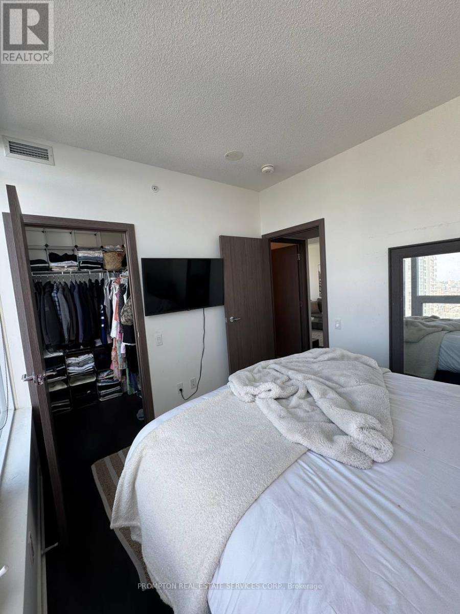 3510 - 17 Bathurst Street, Toronto, Ontario  M5V 0N1 - Photo 6 - C12901442