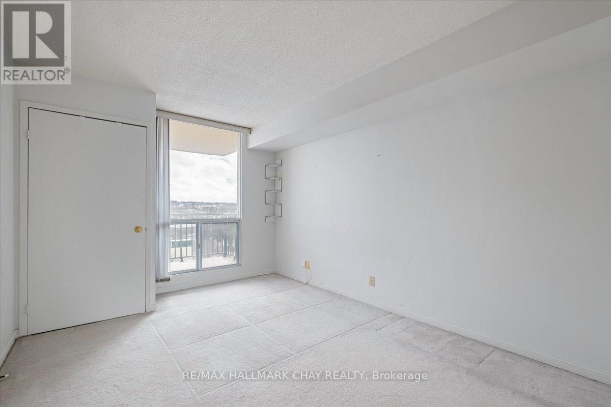 607 - 65 Ellen Street, Barrie (City Centre), Ontario  L4N 3A5 - Photo 15 - S12901352