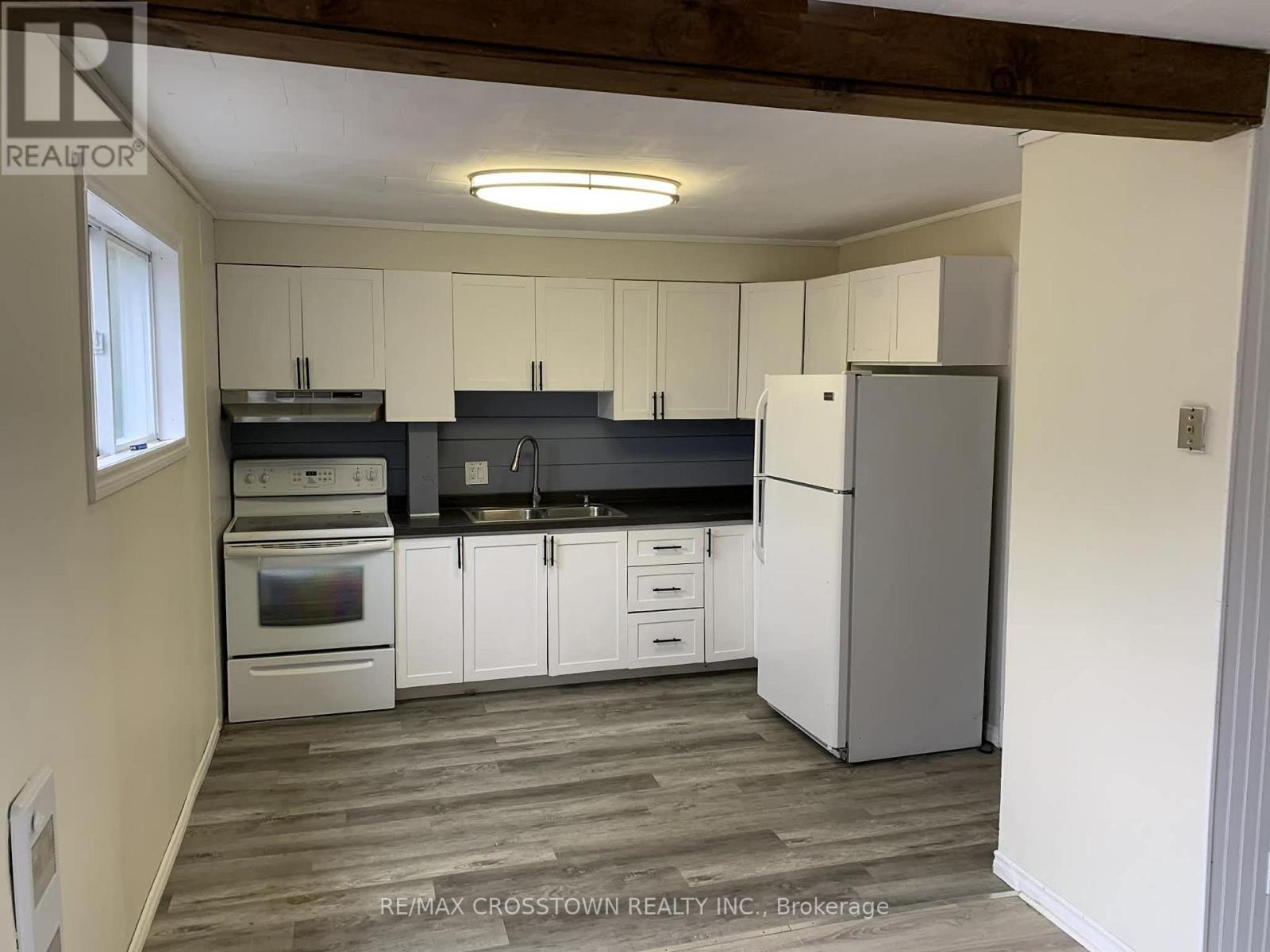 4716 Penetanguishene Road, Springwater, Ontario  L0L 1V0 - Photo 20 - S12901414