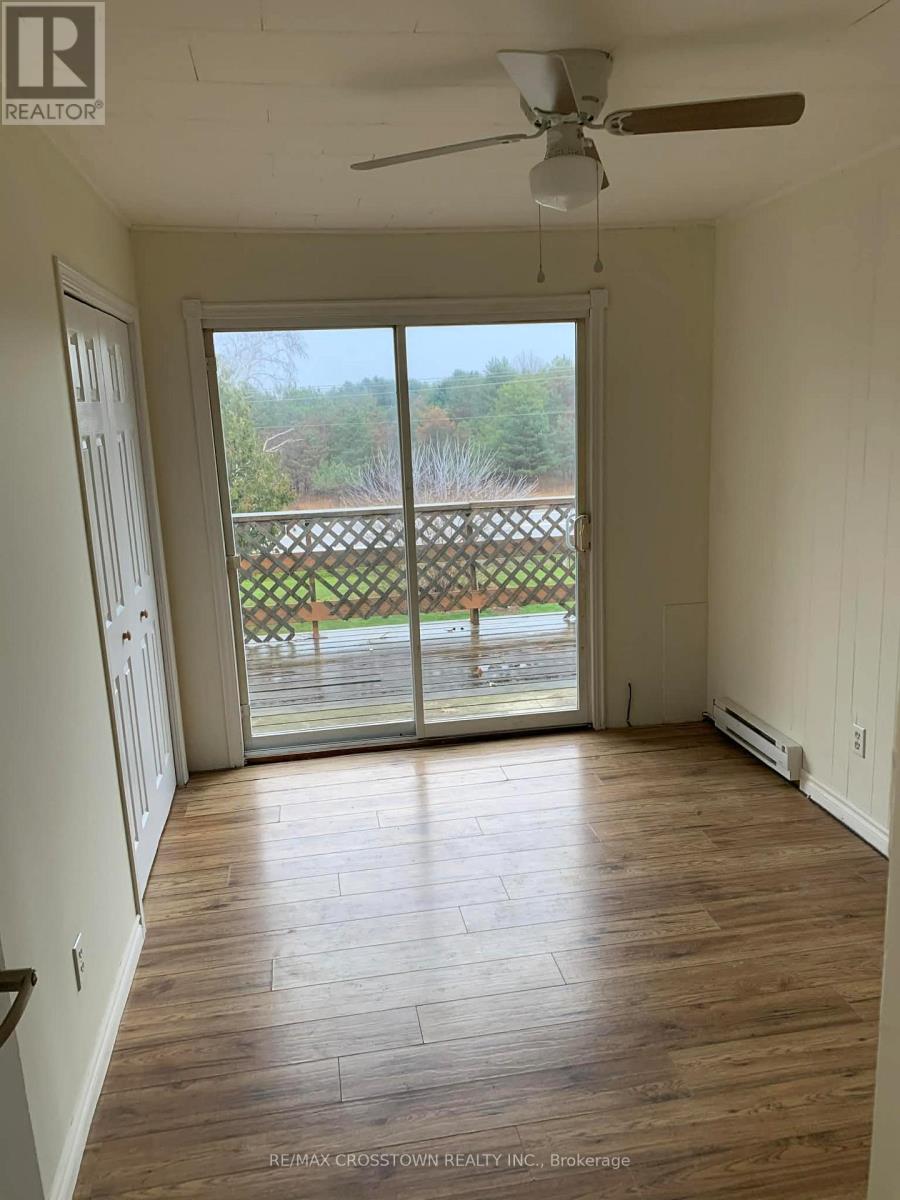 4716 Penetanguishene Road, Springwater, Ontario  L0L 1V0 - Photo 22 - S12901414