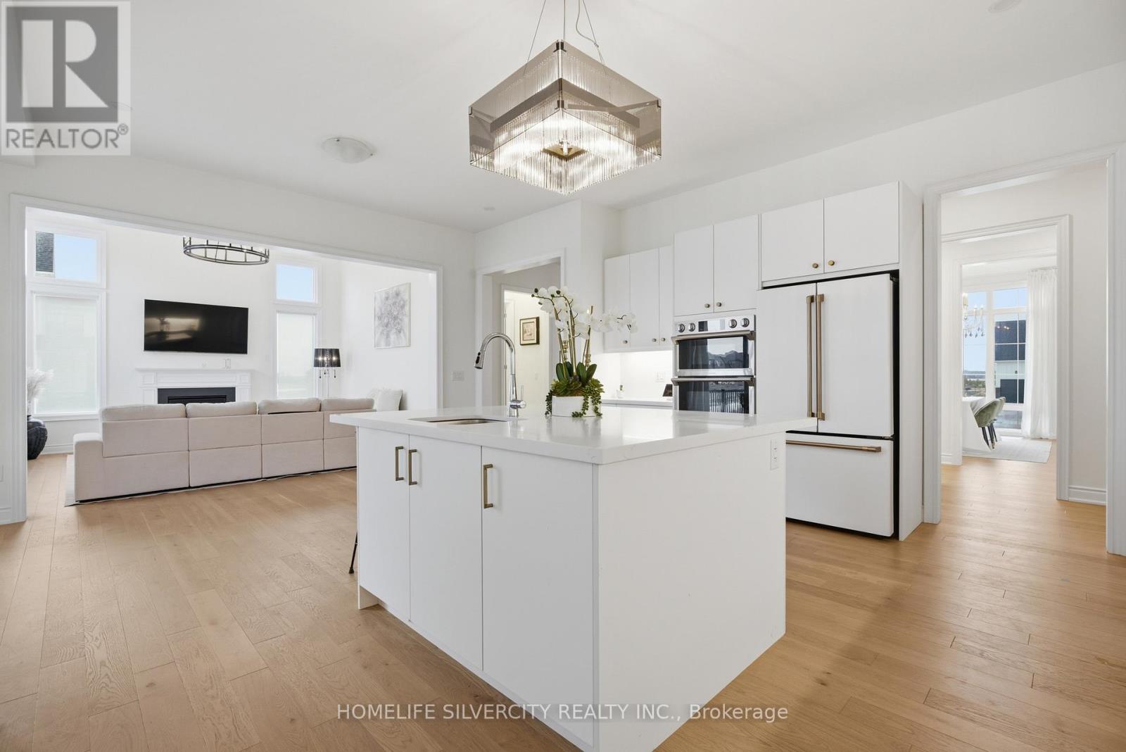 22 Ewing Way, Amaranth, Ontario  L9W 5G9 - Photo 11 - X12899798