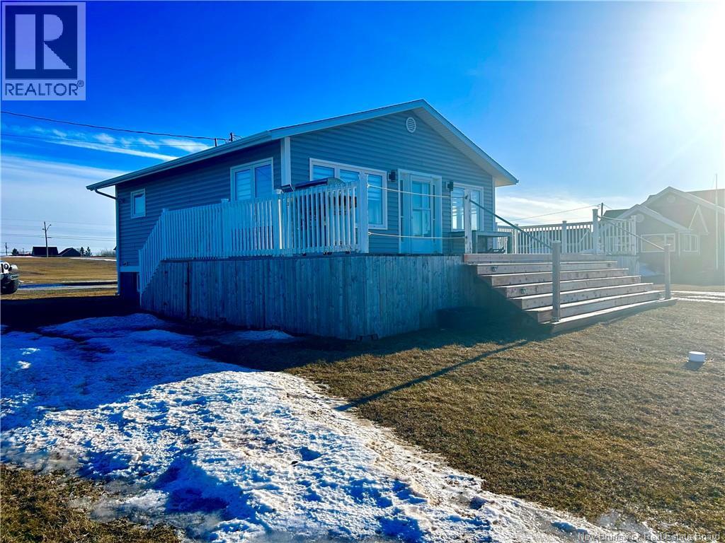 7731 2 Du Havre Street, Bas-Caraquet, New Brunswick  E1W 5W9 - Photo 5 - NB133616