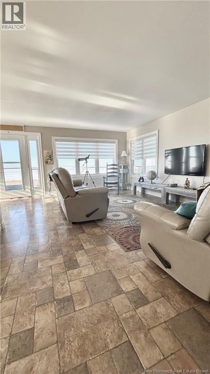 7731 2 Du Havre Street, Bas-Caraquet, New Brunswick  E1W 5W9 - Photo 17 - NB133616