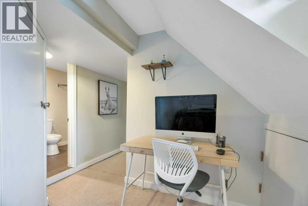 1940 Broadview Road NW, Calgary, Alberta  T2N 3H7 - Photo 22 - A2289353