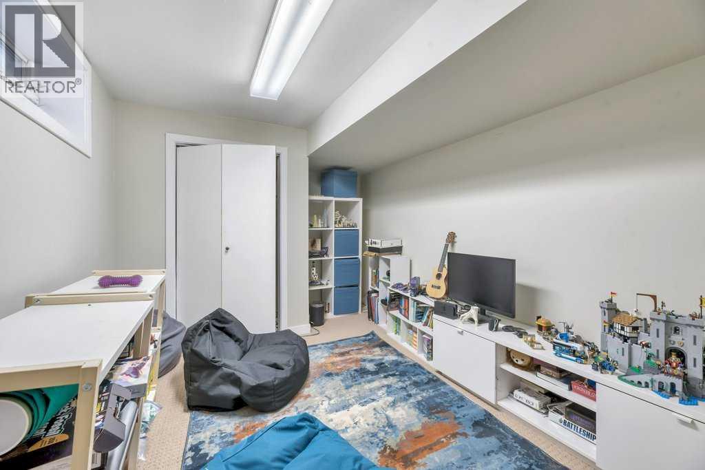 1940 Broadview Road NW, Calgary, Alberta  T2N 3H7 - Photo 27 - A2289353