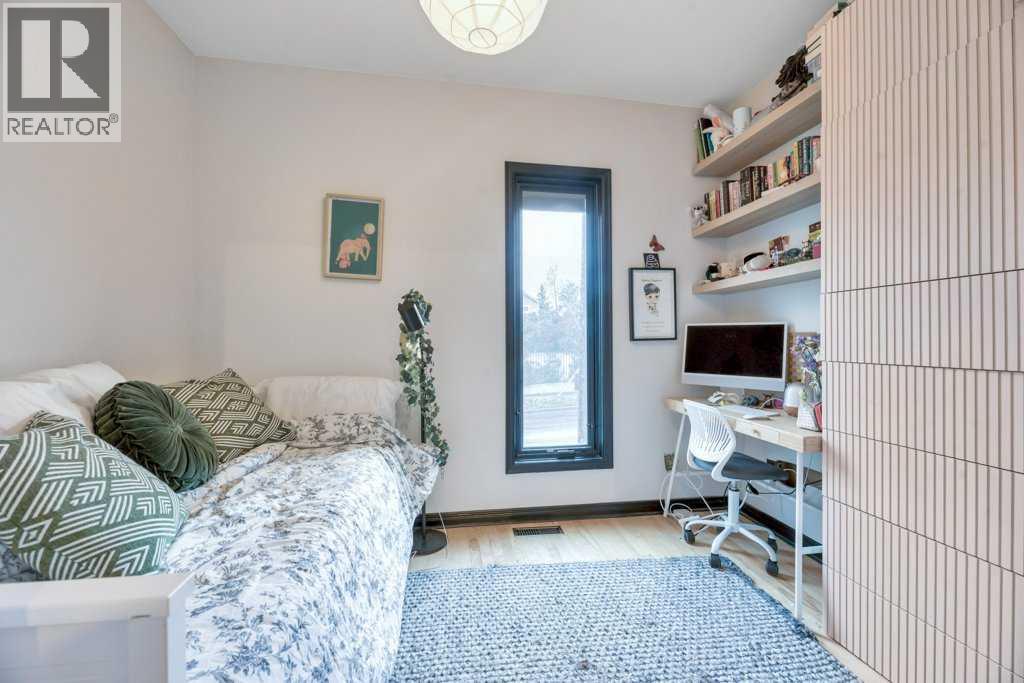 1940 Broadview Road NW, Calgary, Alberta  T2N 3H7 - Photo 14 - A2289353