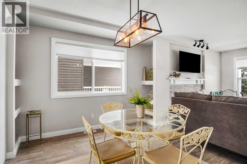 704 Stonehaven Drive, Carstairs, Alberta  T0M 0N0 - Photo 8 - A2292945