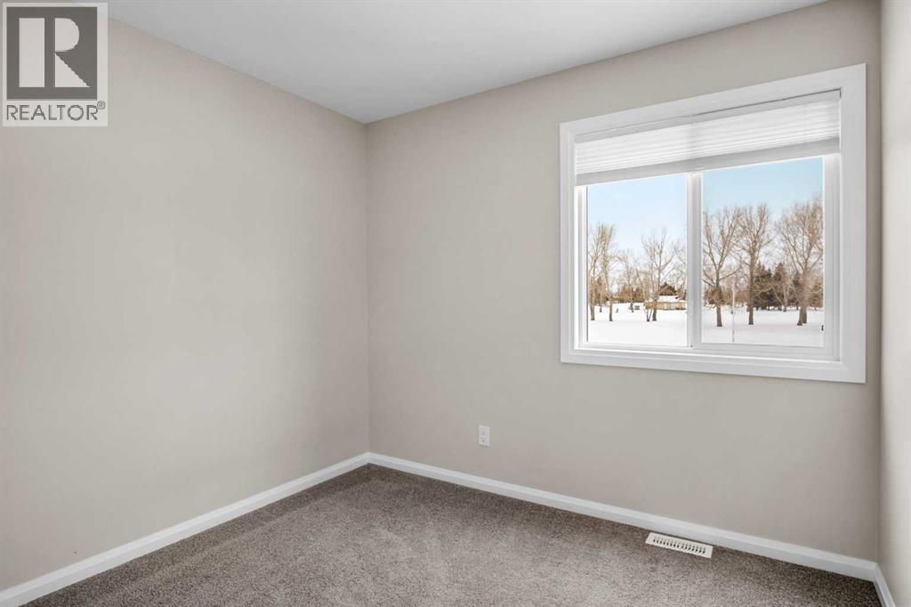 704 Stonehaven Drive, Carstairs, Alberta  T0M 0N0 - Photo 23 - A2292945