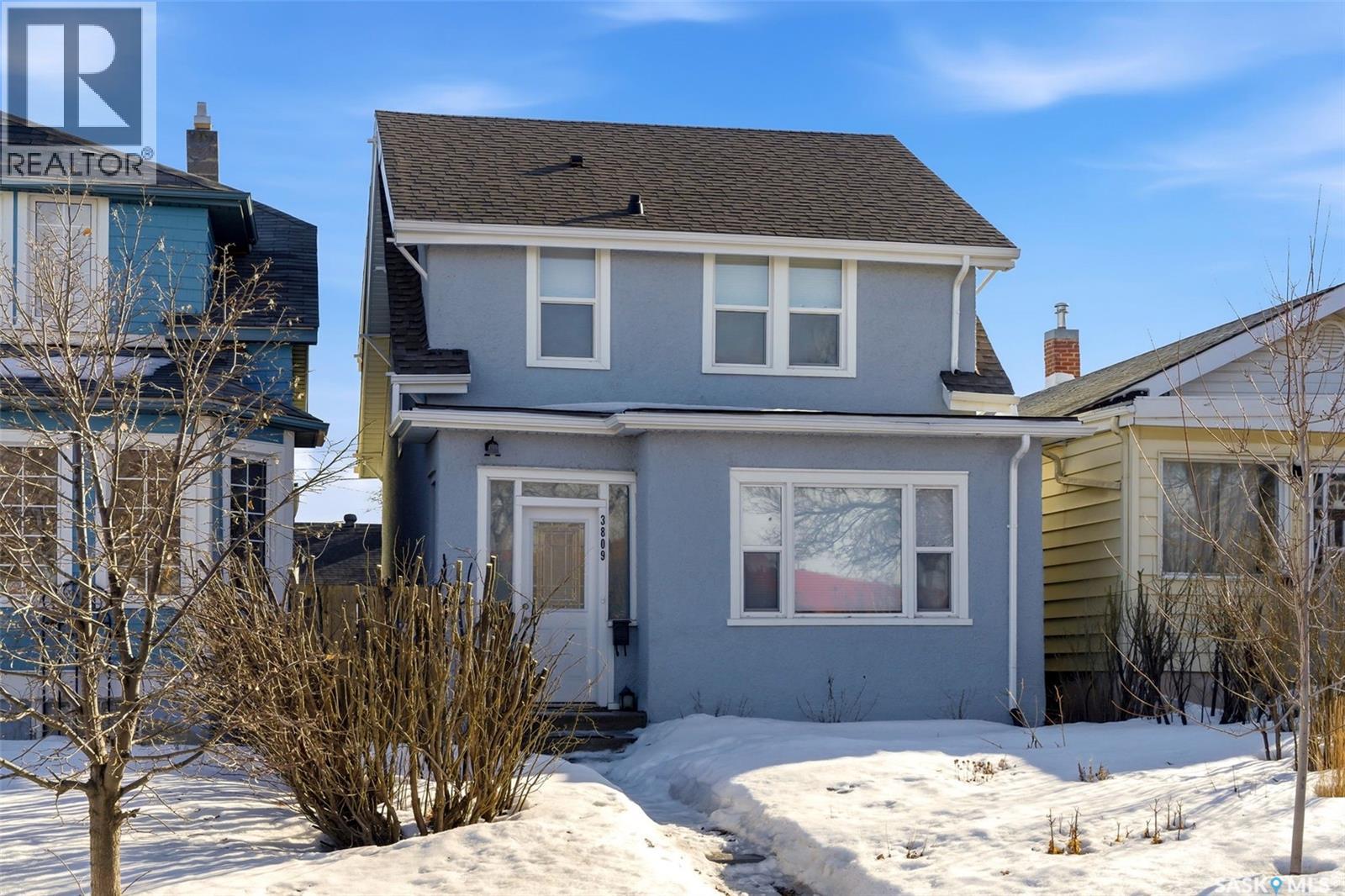 3809 Victoria Avenue, Regina, Saskatchewan  S4T 1M6 - Photo 2 - SK030660