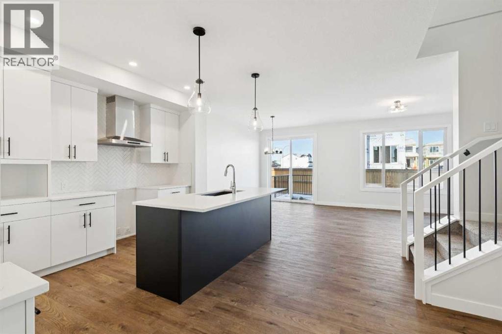 575 Buffaloberry Manor Se, Calgary, Alberta  T3M 3Z1 - Photo 4 - A2272474