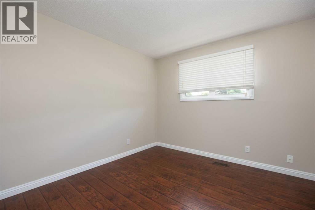 185 Hiltop Crescent, Fort Mcmurray, Alberta  T9H 3V3 - Photo 23 - A2292430